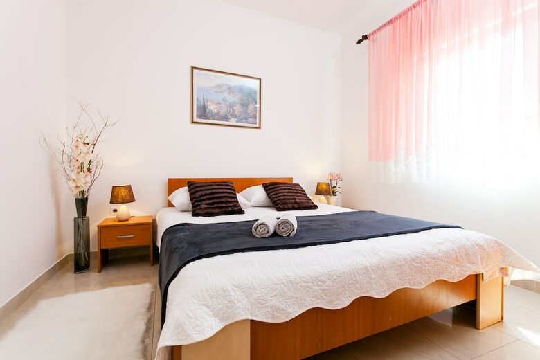 Hotel Guest House Mara