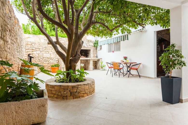 Hotel Guest House Mara