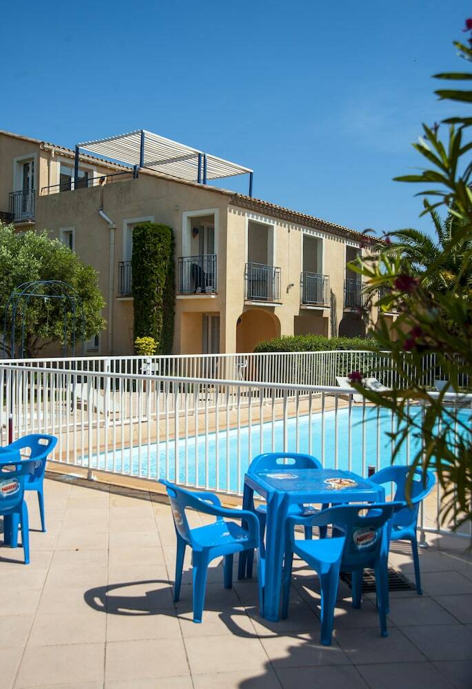 Residencia H�tel Leukos