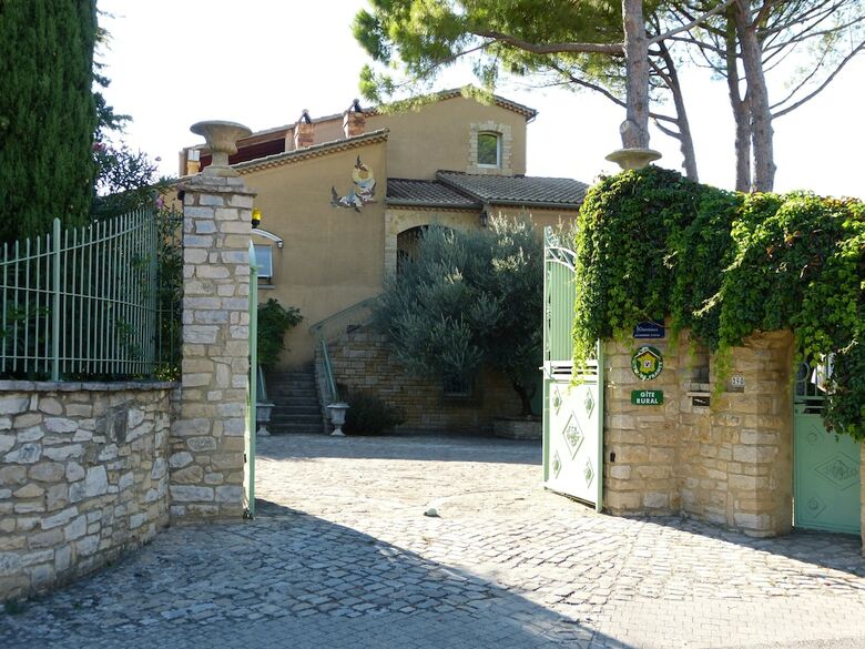 Hotel Villa Theba�de Chambres D'h�tes