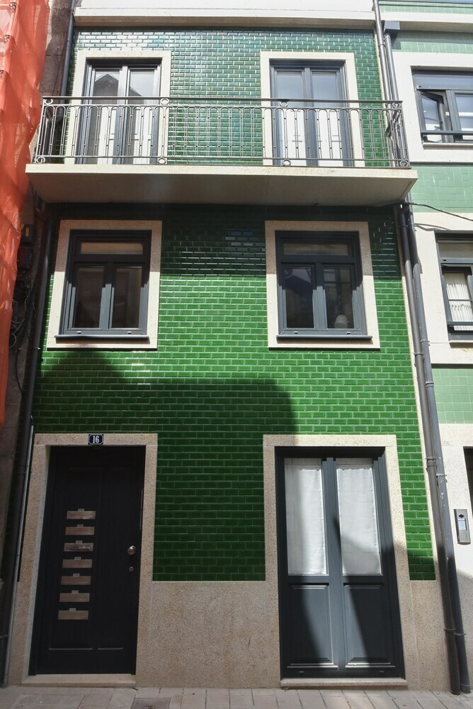 Apartamentos Live Porto & Douro - Almada