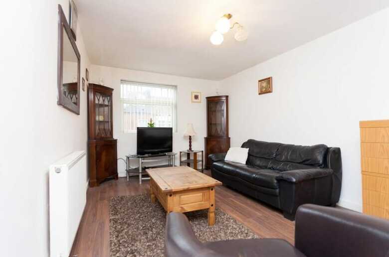 Budget Apartment Shields Road