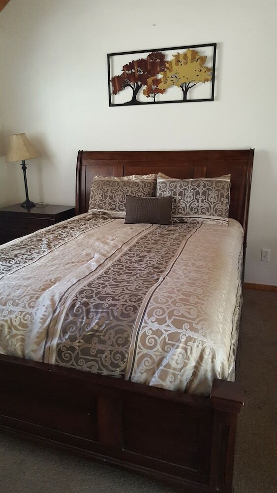 Sequoia Riverfront Cabins