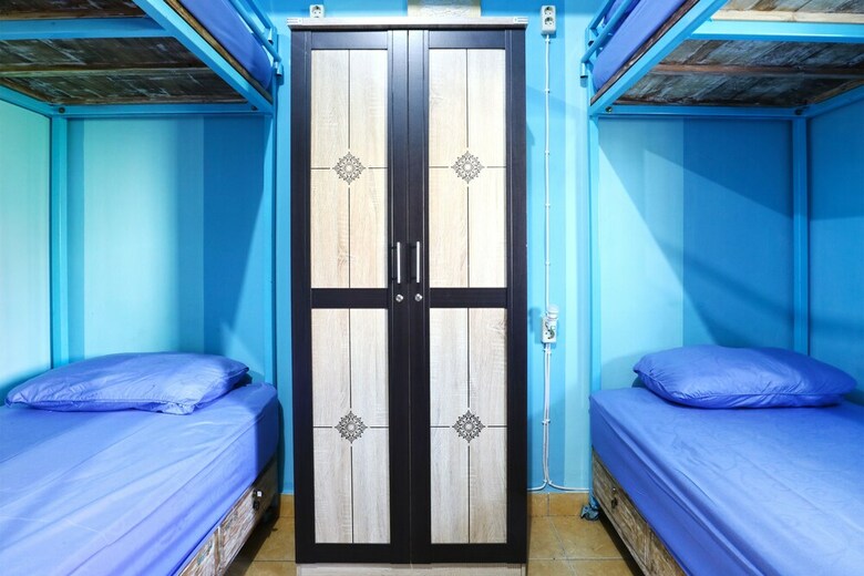 Hostal Balini 9 Hostel