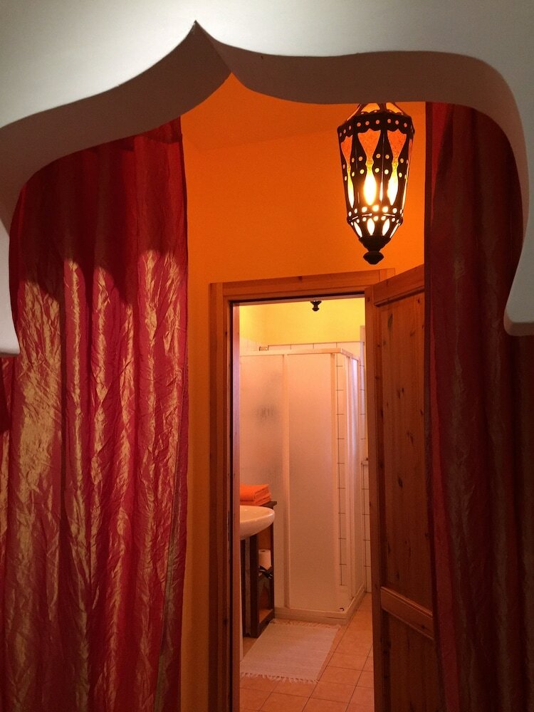 Casapuccio Bed&breakfast Art&redesign