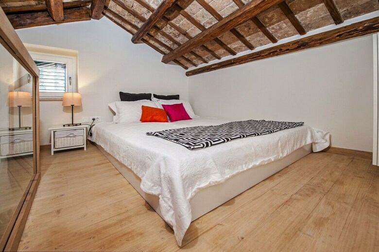 Old Town Rovinj Apartments By Irundo