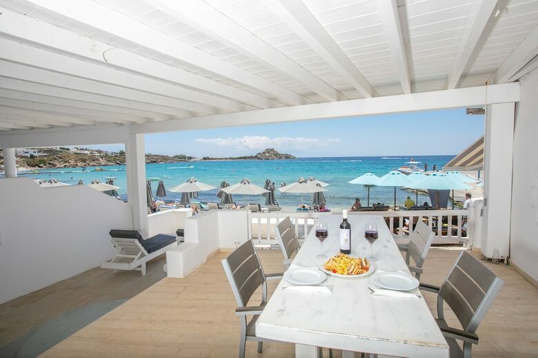 Acrogiali Beach Hotel