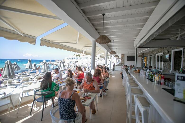 Acrogiali Beach Hotel