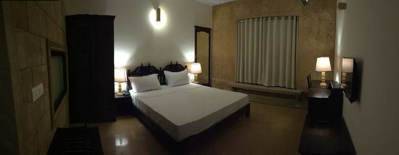 Hotel Golden Haveli