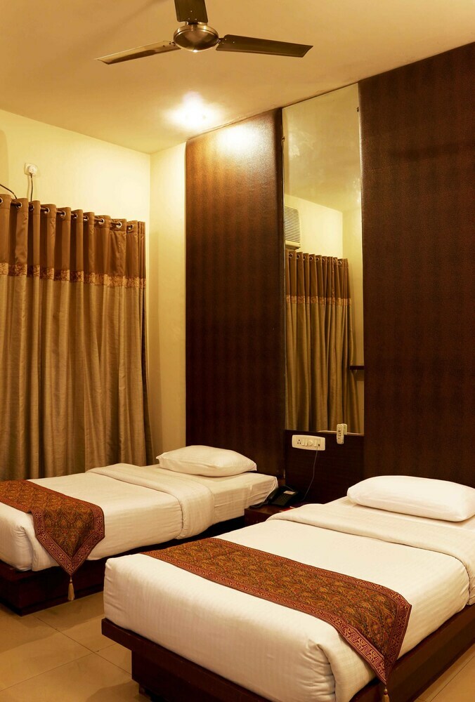 Hotel Enkay Residency M Block