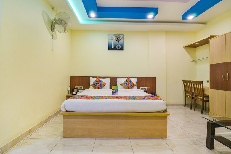 Fabhotel Thaneegai Residency