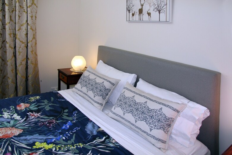 Adelaide City Apartment - 3br, 2bath & Carpark