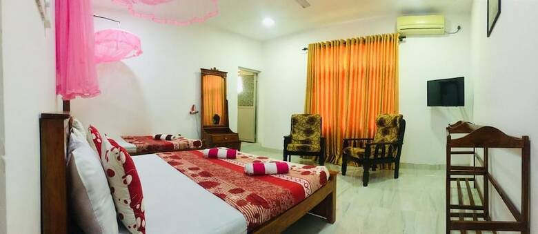 Hotel Daisy Villa