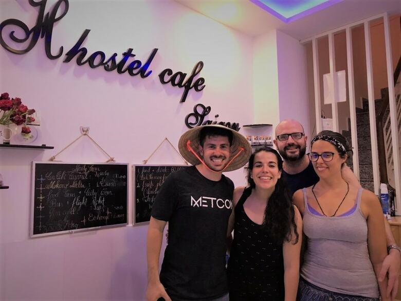 Hostal H Best Hostel Cafe Saigon