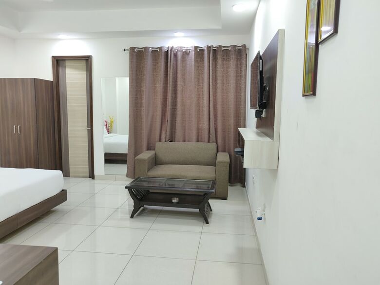 Hotel Green Lotus Residency