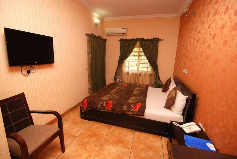 Grandville Hotel & Resort