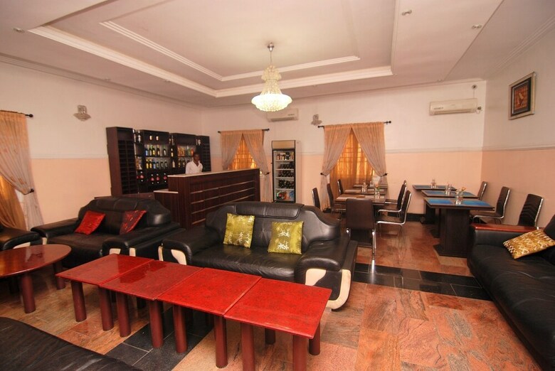 Agc Hotel