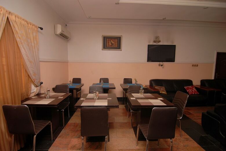 Agc Hotel