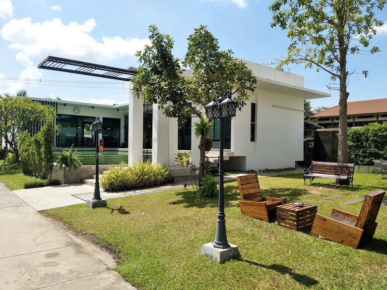 Hotel Baan Issara Korat