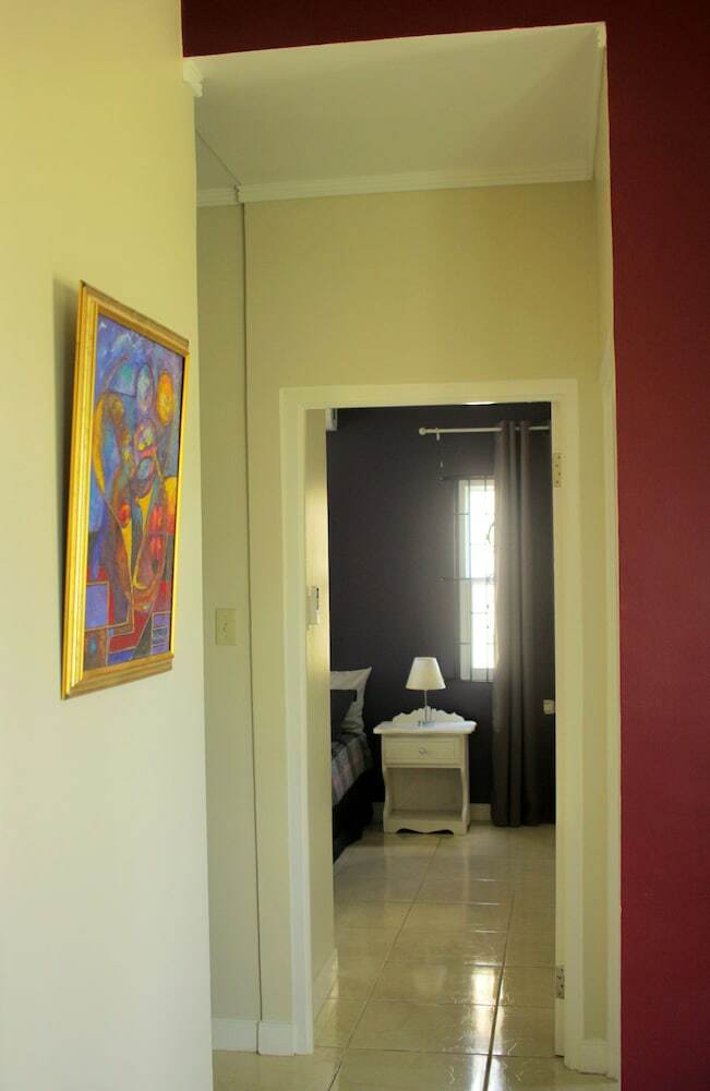 Hotel 256 Jamaica