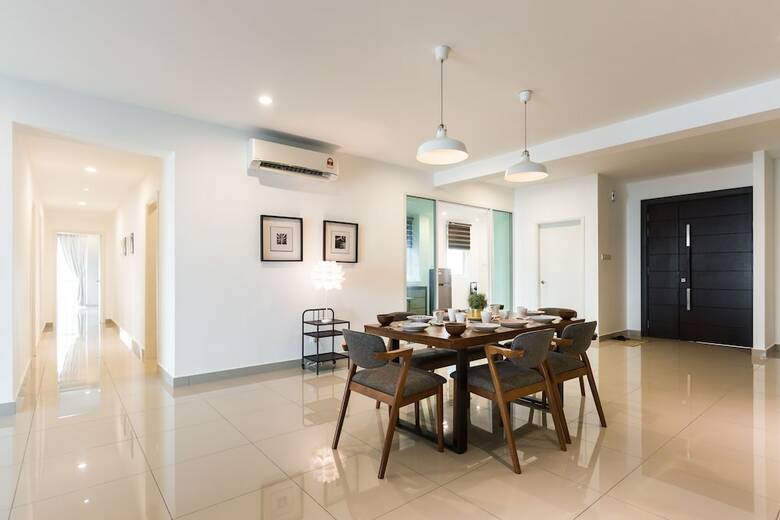 Apartamentos Spacious Seaview Suite