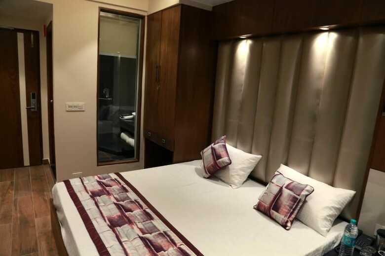 Hotel Mahaveer B&B
