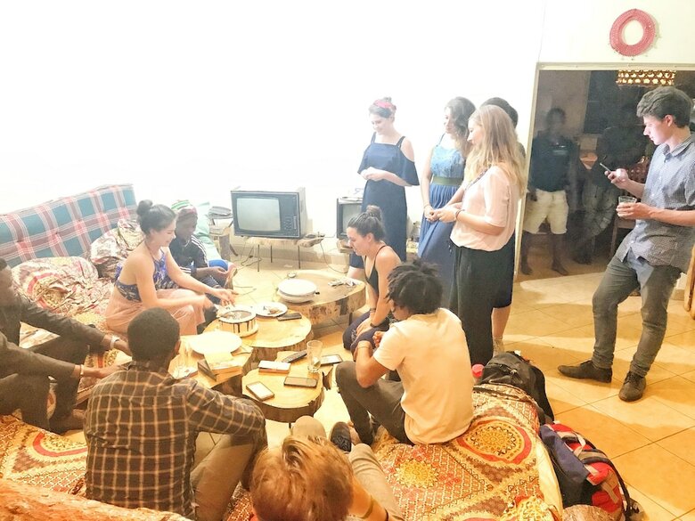 Hostal Mountain Bikes House And Eco Bungalow - Hostel