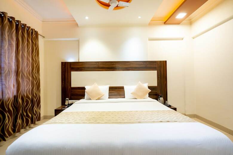 Hotel Mina International