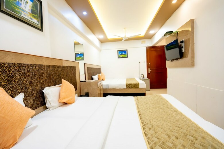 Hotel Mina International