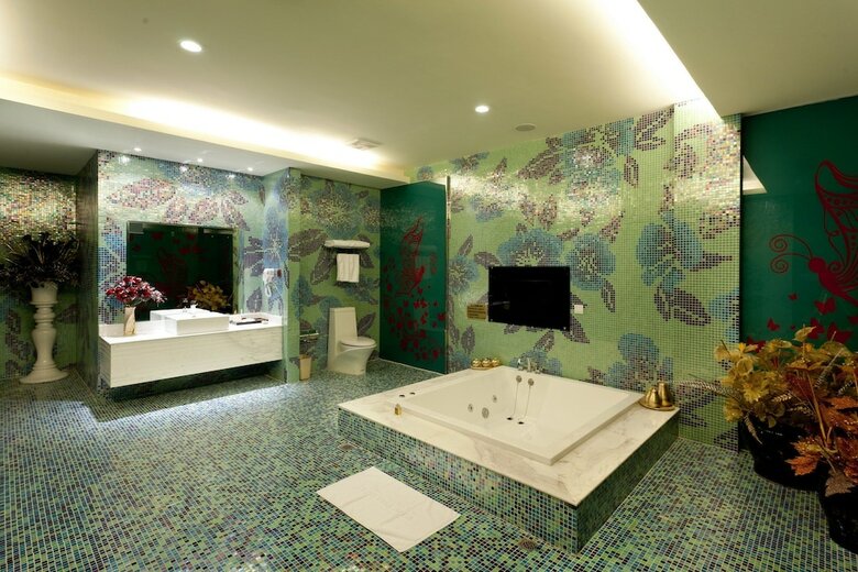 Luxurious Romantic Hotel