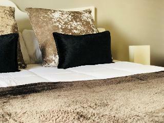 Luxurious Apartment In The Best Town