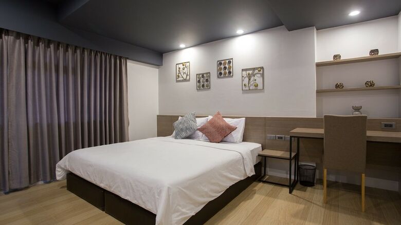 Hotel Toptel Thaphra