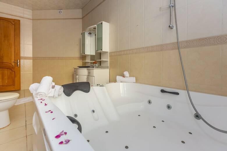 Villa Star Hotel