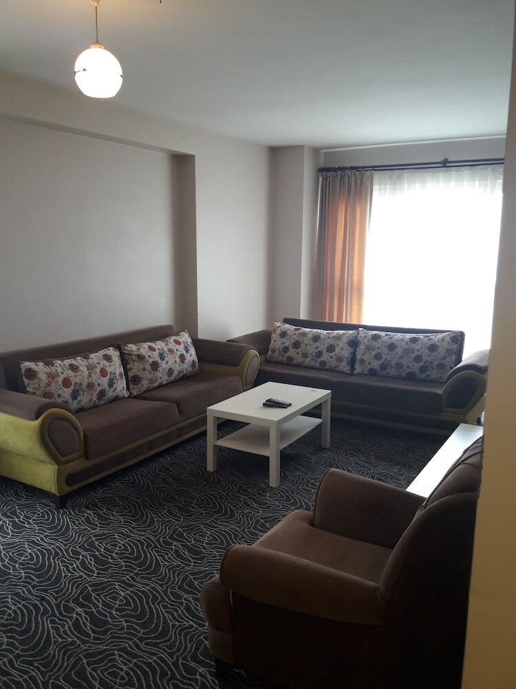 Hotel Rental Suit