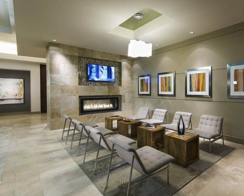 Aparthotel Seaport Luxe Condos By Barsala