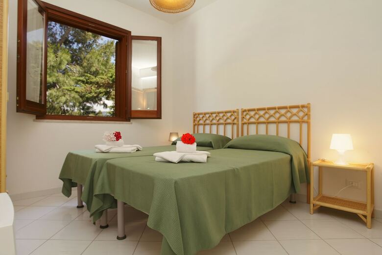 Residence Tamarea - Near Quartiere Spagnolo