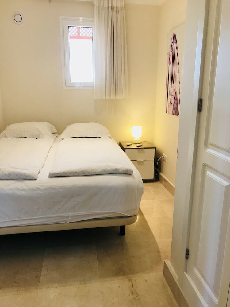 Apartamentos La Casa Canaria