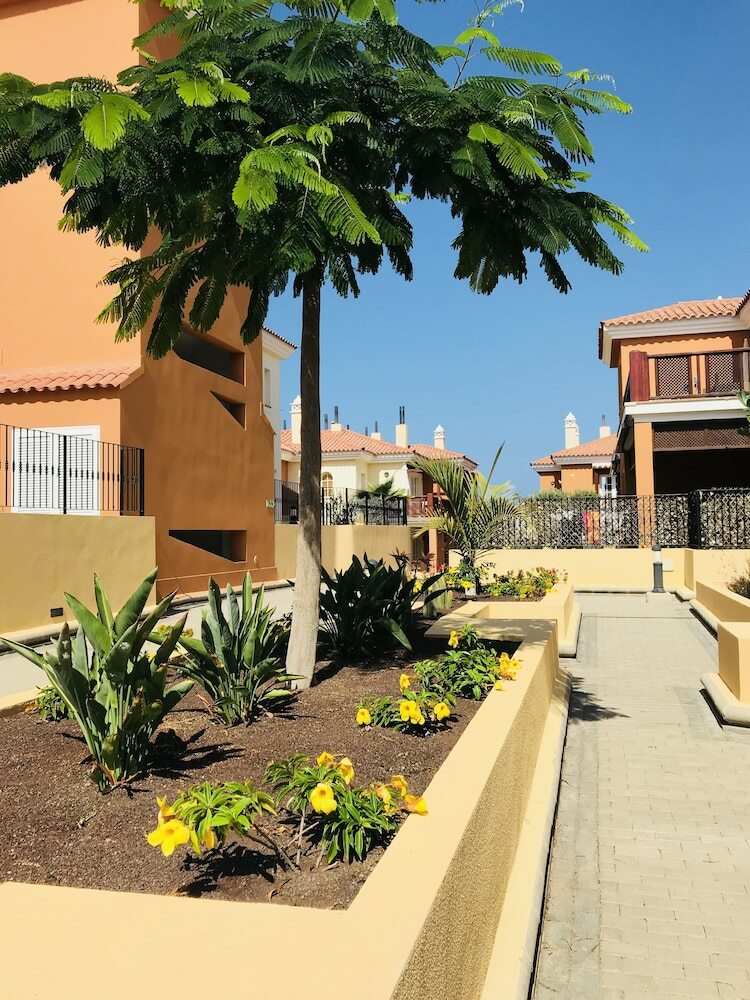 Apartamentos La Casa Canaria