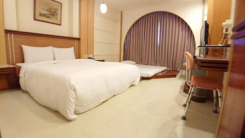 Hwa Nan Hotel