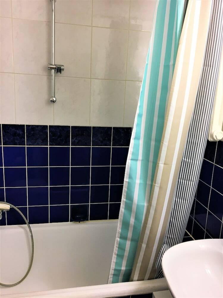 Apartamentos Ferienwohnung Neuss Schillerstrasse