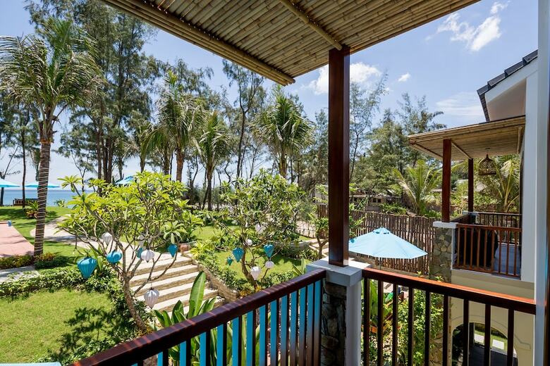 Five Rose Villas