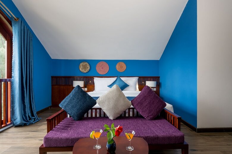 Five Rose Villas