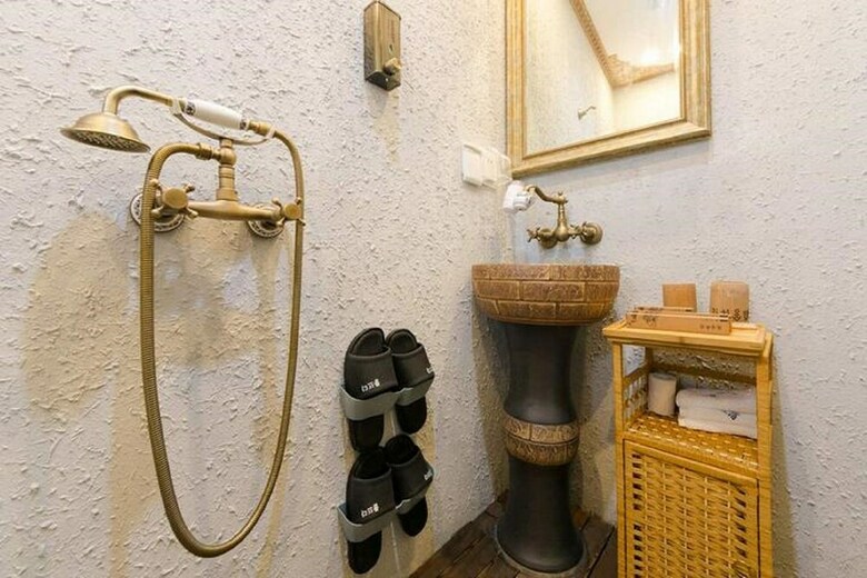 Su She Court Hotel