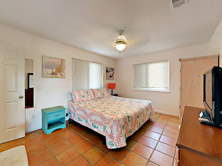 12 La Playa - Three Bedroom Home