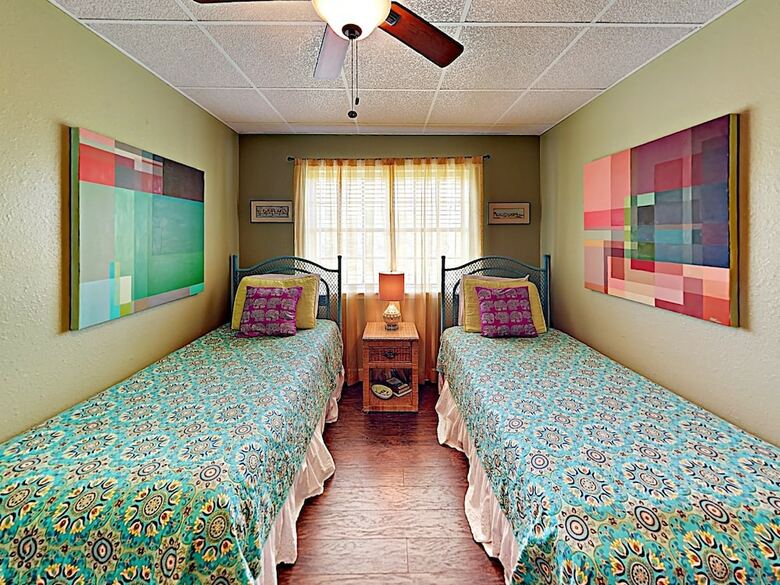 63 Island Retreat - Three Bedroom Condo