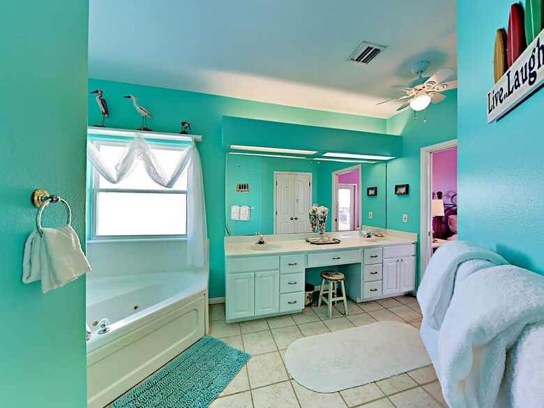 Beachy Keen - Five Bedroom Home