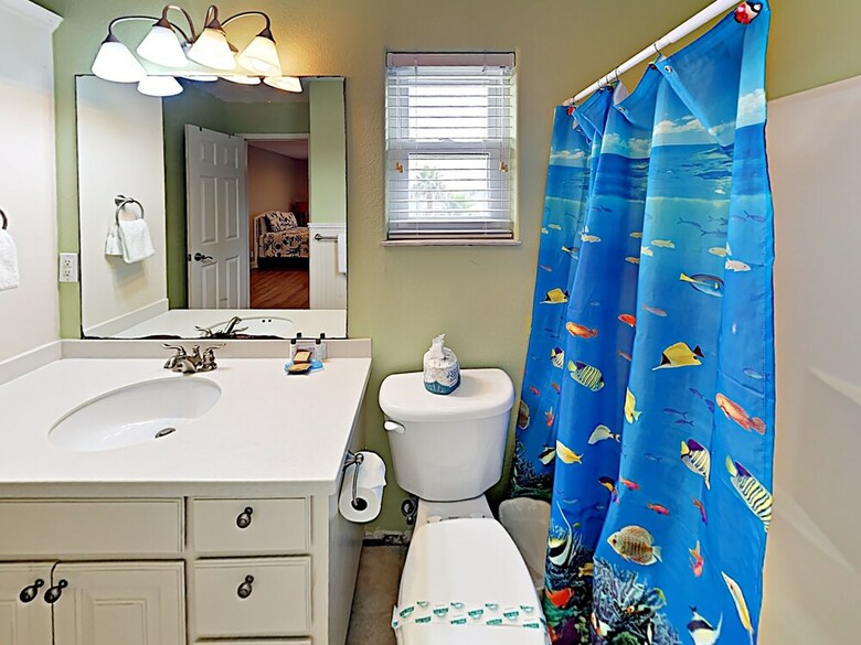Spinnaker House - Four Bedroom Home
