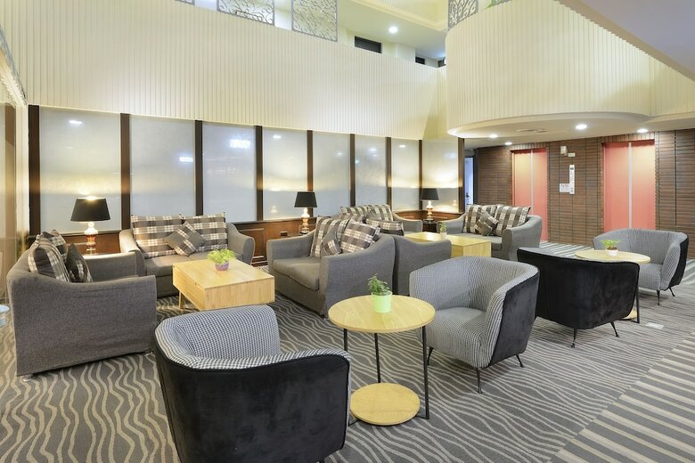 Green Garden Apartments-a
