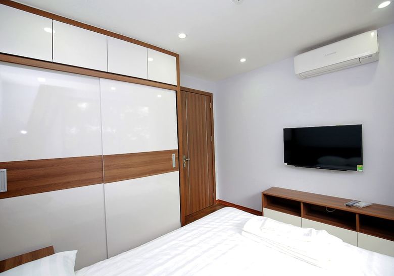 Apartamentos Arl Trinh Cong Son Hotel