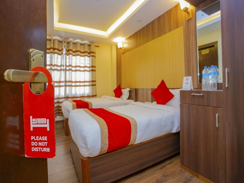 Oyo 172 Hotel Deepshree